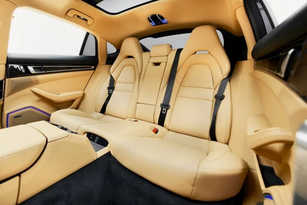 Photo 4